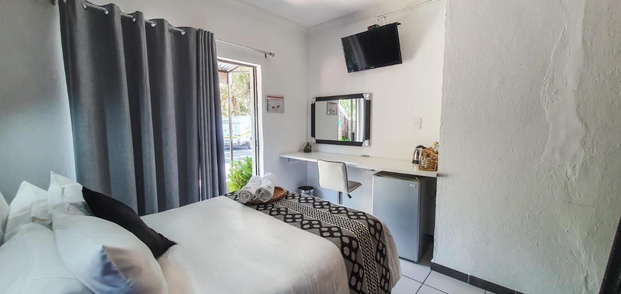 Mbs Guest House Lephalale Екстер'єр фото